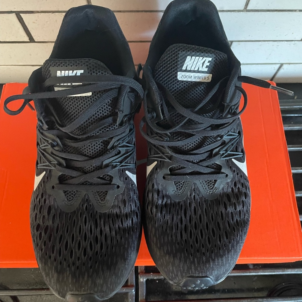 Nike ZOOM Winflo 5